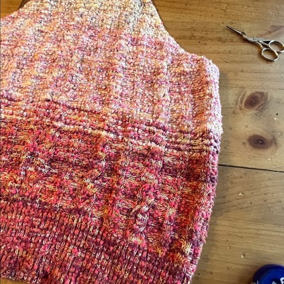 Pilcro sleeveless sweater 🌸NWT - Picture 8 of 12